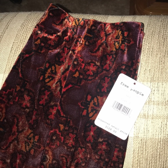 FINAL PRICE DROP 🌟 NWT Velvet Pants 🌺 - Picture 3 of 3